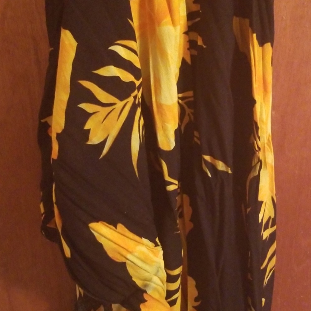 Sundress - Picture 6 of 8